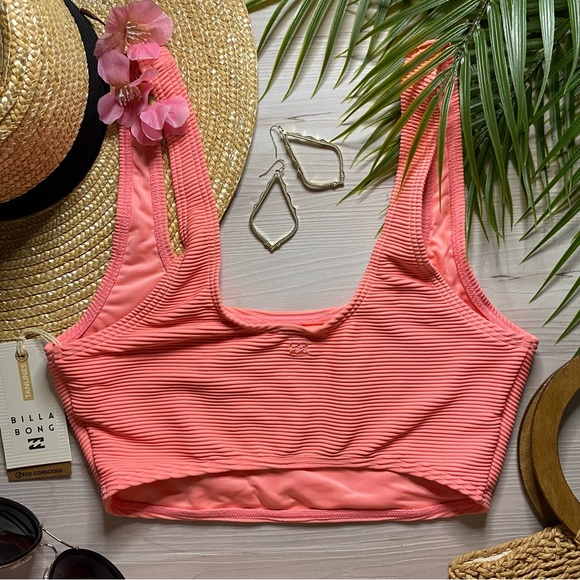 Billabong 🌺 Tanlines Tank Bikini Top - Picture 9 of 15